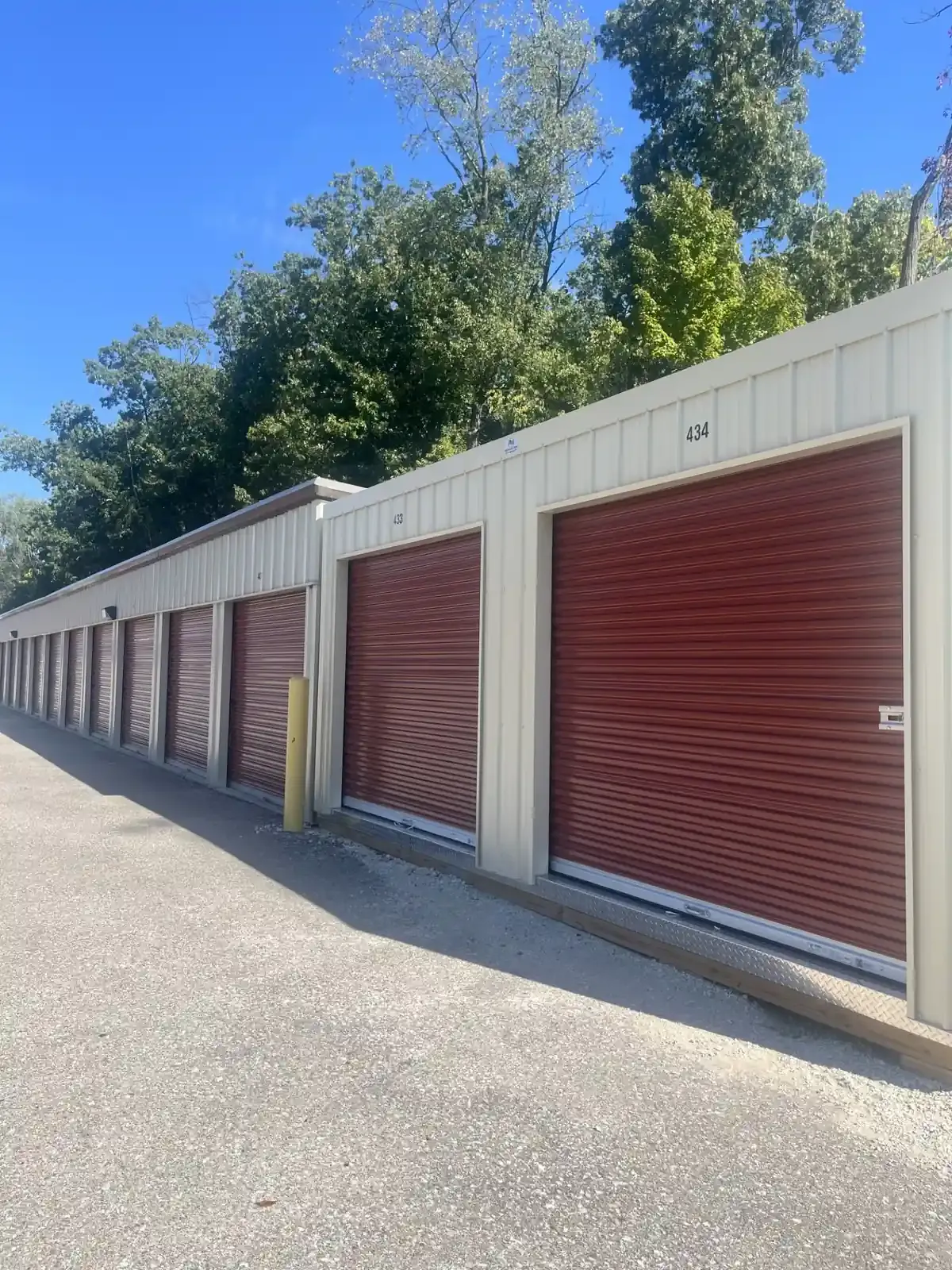 Storage unit